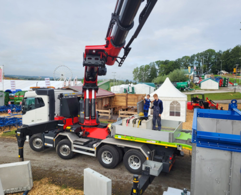 Krangestuetzte Sondertransporte Containeranlieferung